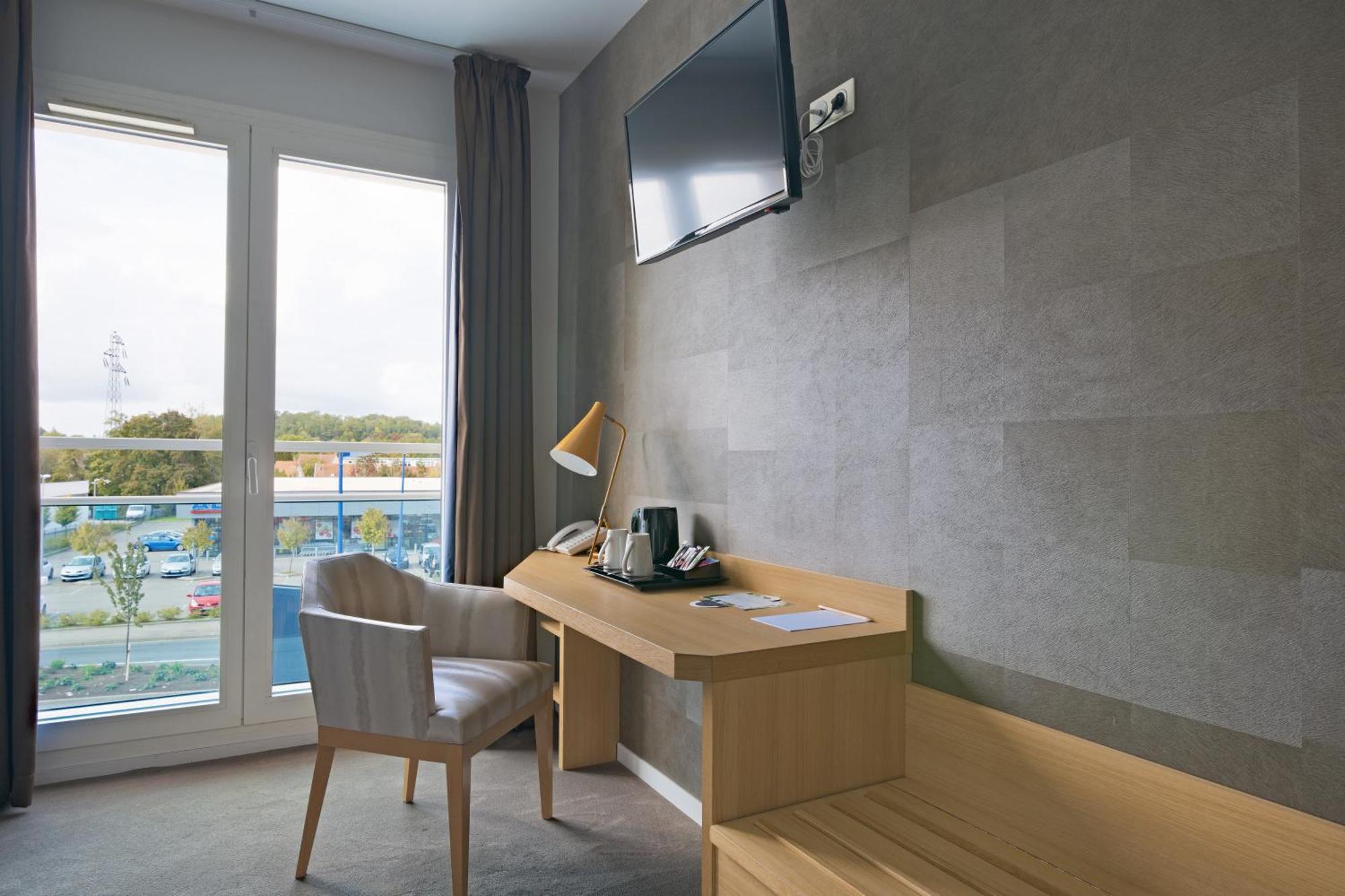 Les Suites - Konine 4 - Hotel & Bar & Restaurant Montceau-les-Mines Ngoại thất bức ảnh